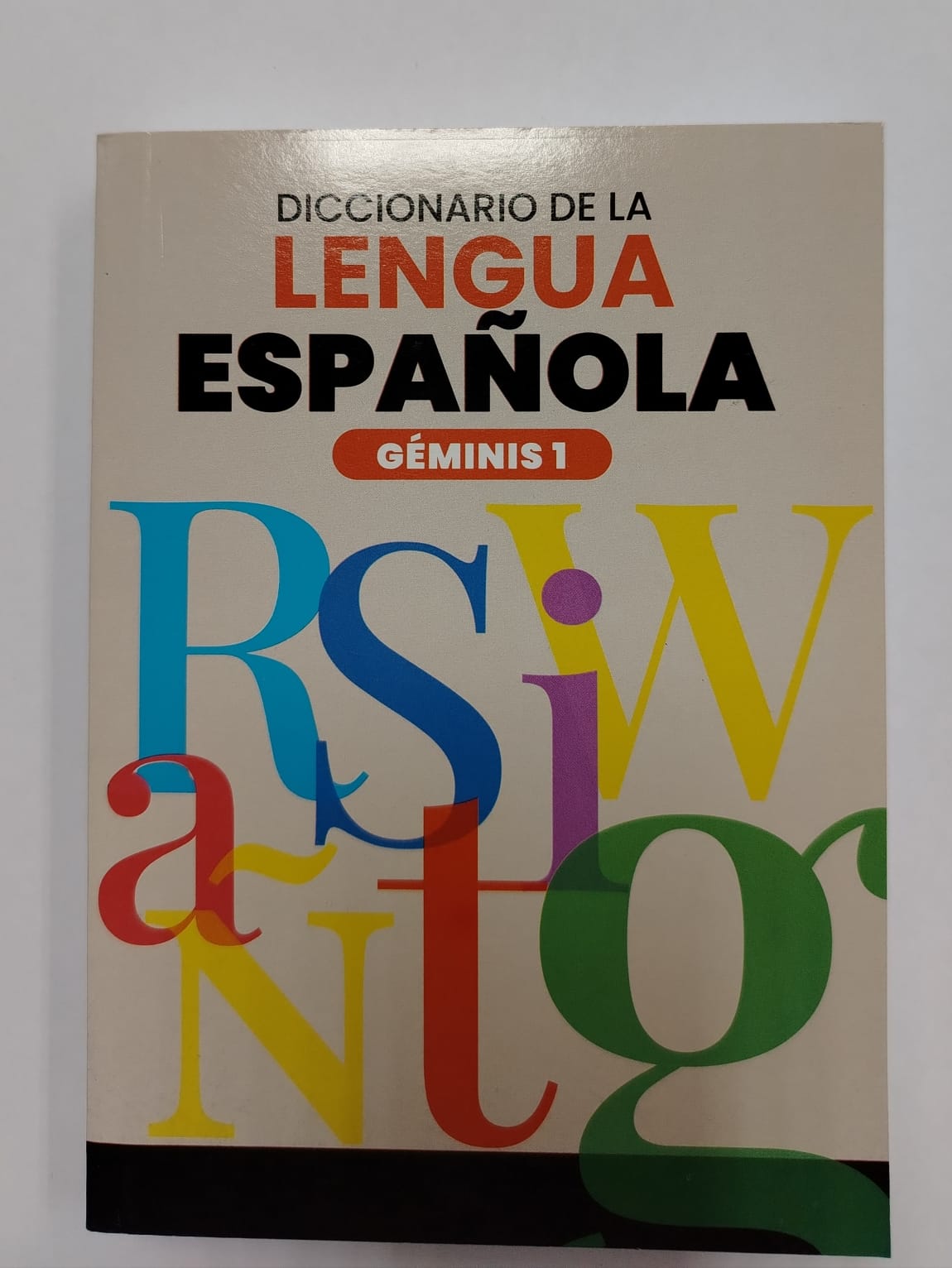 DICCIONARIO DE BOLSILLO  GEMENIS